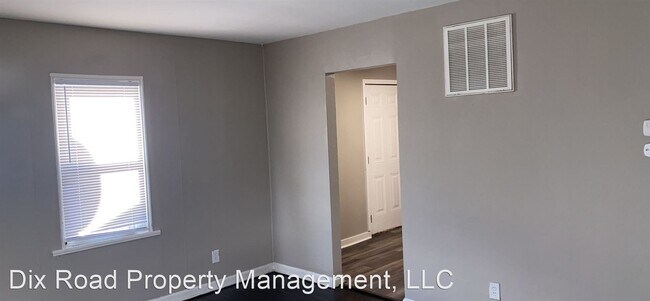 Foto del edificio - 2 br, 1 bath House - 729 Cleverly Road,