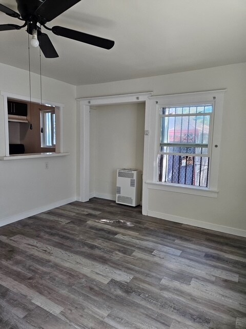 Foto del edificio - 830 E 20th St