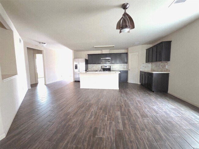 Foto del edificio - 2026 Naplechase Crest Dr