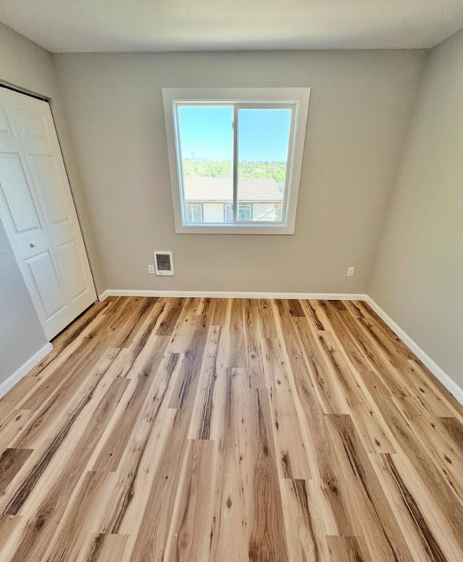 Building Photo - 4327 Ericson Dr