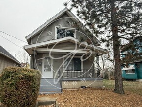 Building Photo - 1461 Ingomar Ave