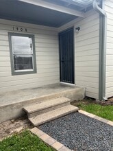 Building Photo - 1408 W 34th St