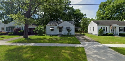 Building Photo - 1038 Seelbach Ave