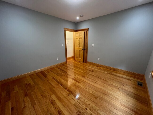 Foto del edificio - 152 Winchester St