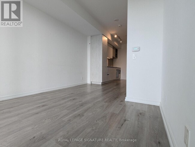 Photo du bâtiment - 7890-7890 Jane St