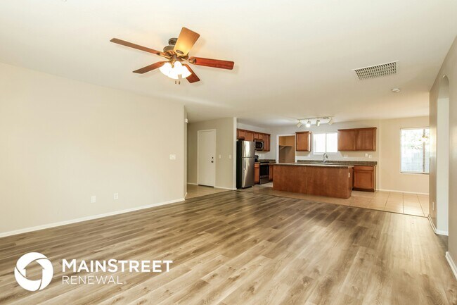 Foto del edificio - 7285 W Glenn Dr
