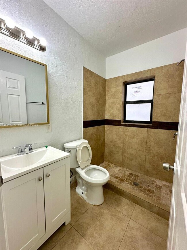 Foto del edificio - 1770 NW 19th Terrace
