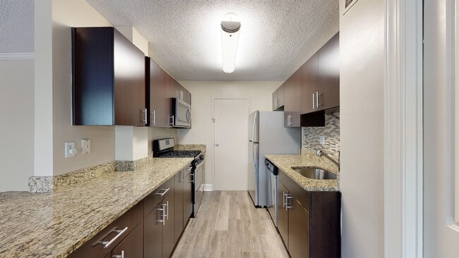 Interior Photo - The Whitmore