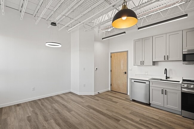 Interior Photo - Viewpoint 41 Lofts