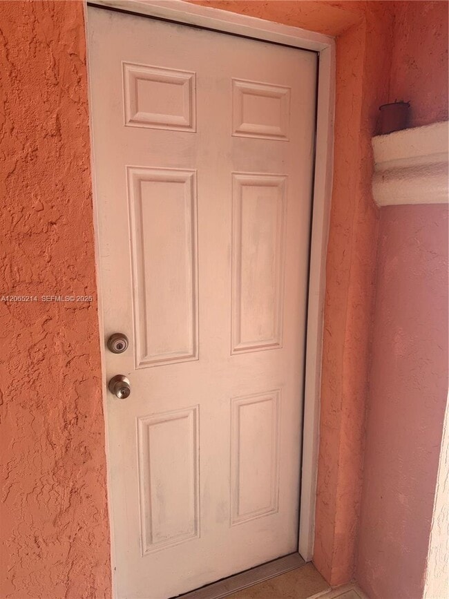 Foto del edificio - 722 NW 125th Ct