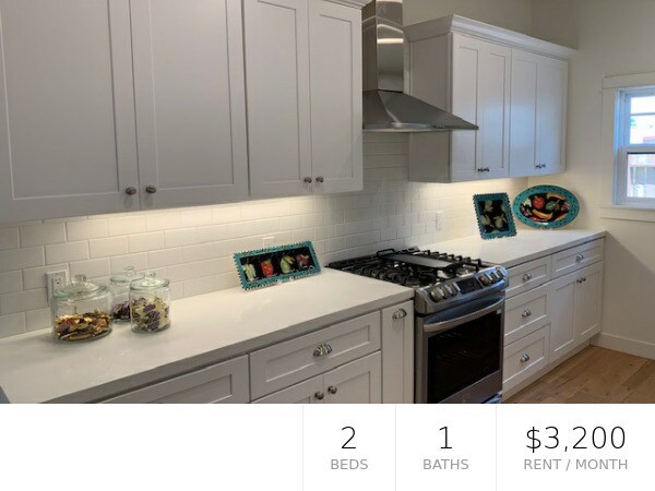 Cocina - 668 E Sacramento St
