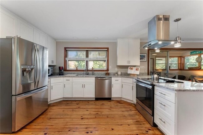 Building Photo - 5122 Lavista Rd