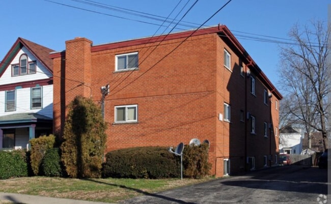 Foto del edificio - 2044 Mills Ave