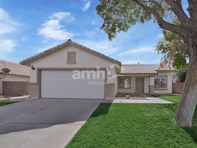 1219 Sunfire Ave