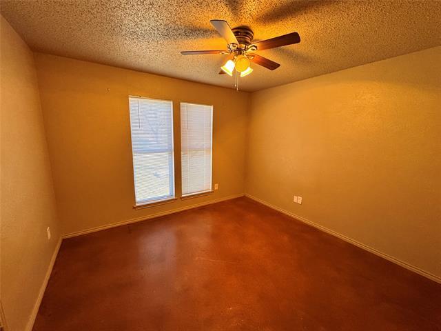 Foto del edificio - 5204 Hideaway Ct