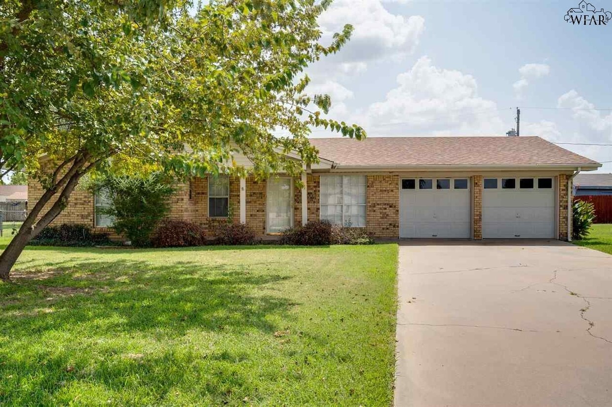 2313 Perrin Dr, Wichita Falls, TX 76306 House Rental in Wichita Falls