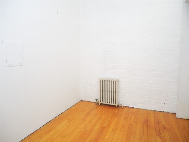 Foto del edificio - 257 W Newton St