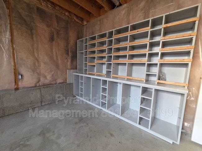 Building Photo - 2056 S 1600 W