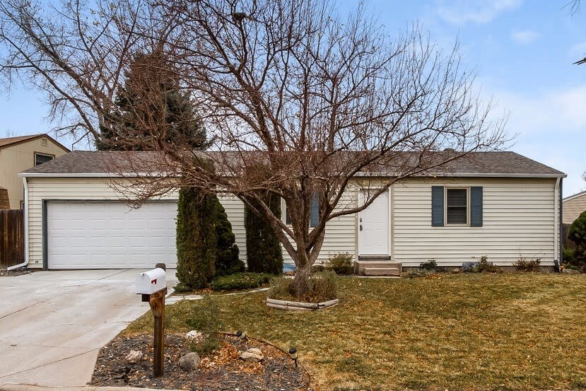 Primary Photo - 9701 W 104th Dr