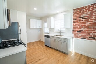 Building Photo - 3733 W 182nd St