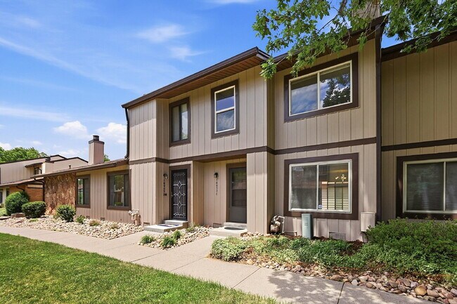 Building Photo - $2,040.95, 2-bed, 2-bath in Aurora with in Unit Laundry!