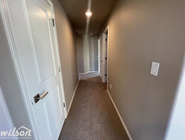 Foto del edificio - Charming 3BD/2BA House for Rent in West Valley