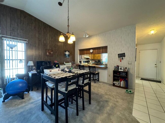 Foto del edificio - 9960 Eagles Point Cir