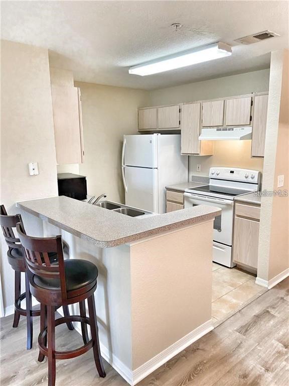 Building Photo - 8911 Manor Loop