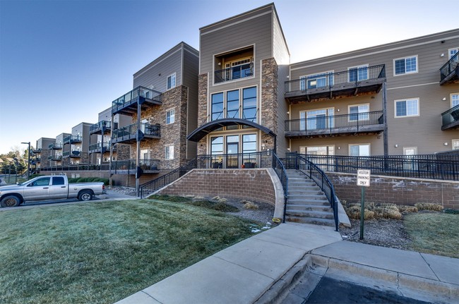 Building Photo - 6000 W Floyd Ave