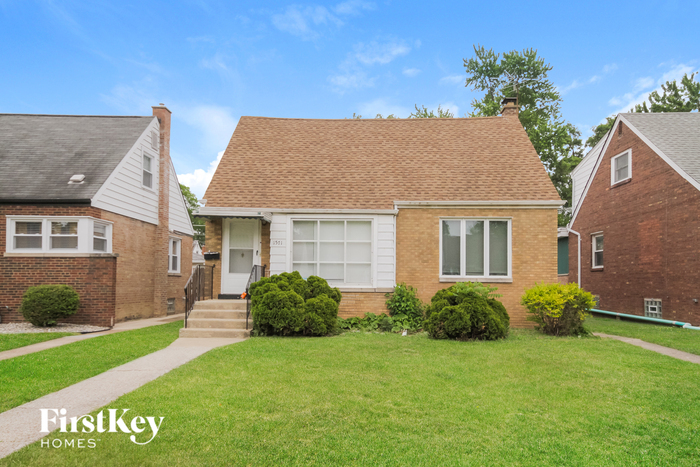 Primary Photo - 1571 Kenilworth Dr