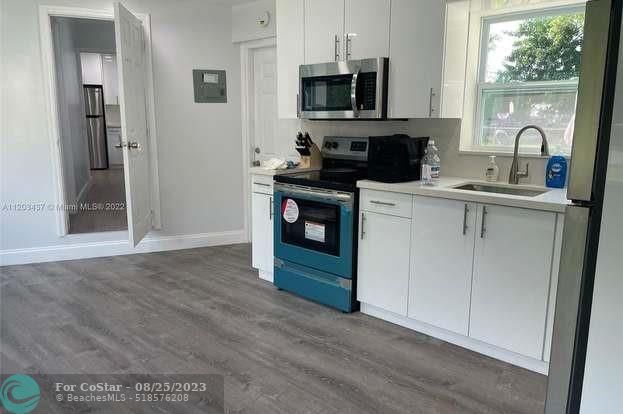 Foto principal - 5201 SW 28th Terrace