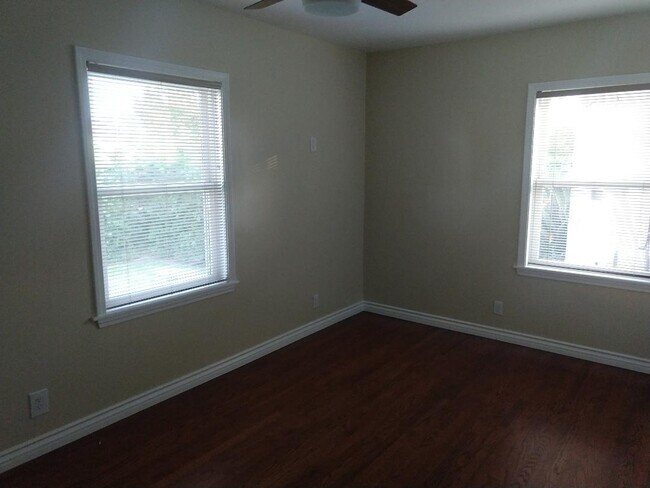 bedroom - 11557 Braddock Dr