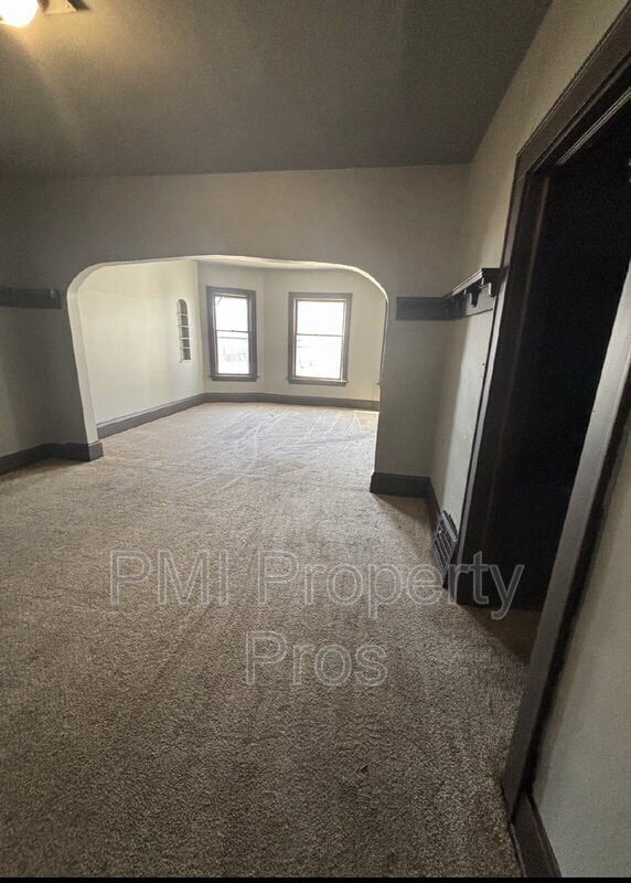 Building Photo - 2530 N 37th St