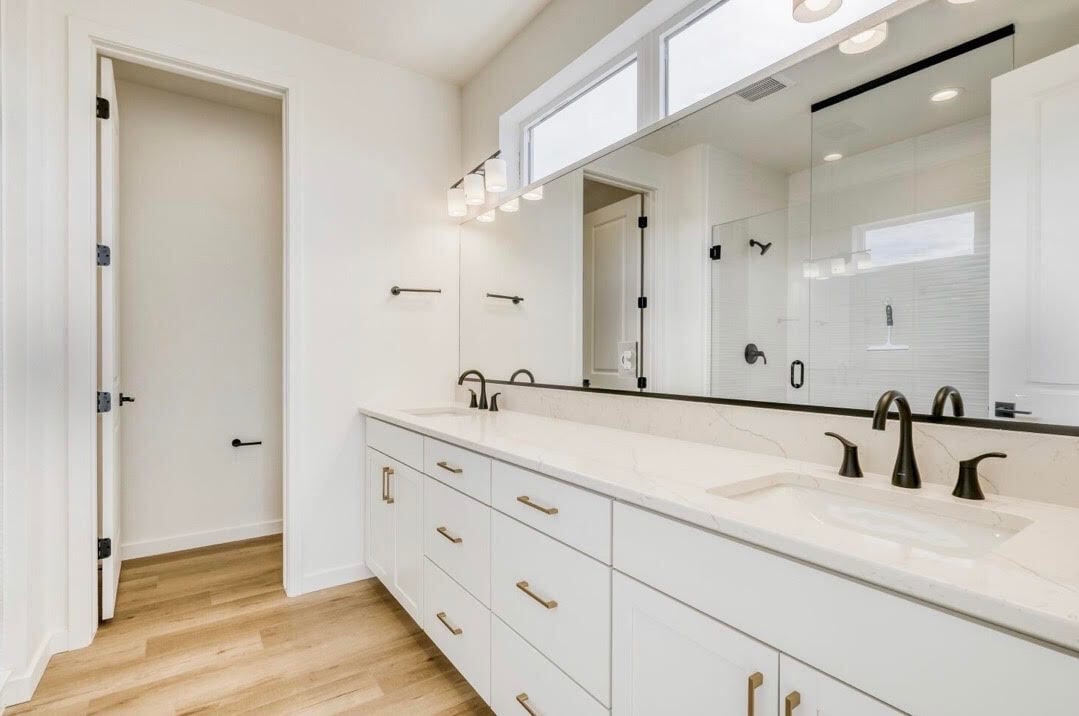 Building Photo - 4022 Ascend Grv