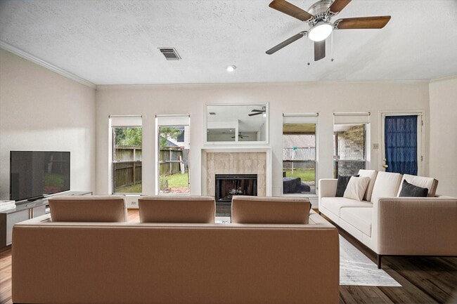 Building Photo - 16326 Brush Meadow Ct