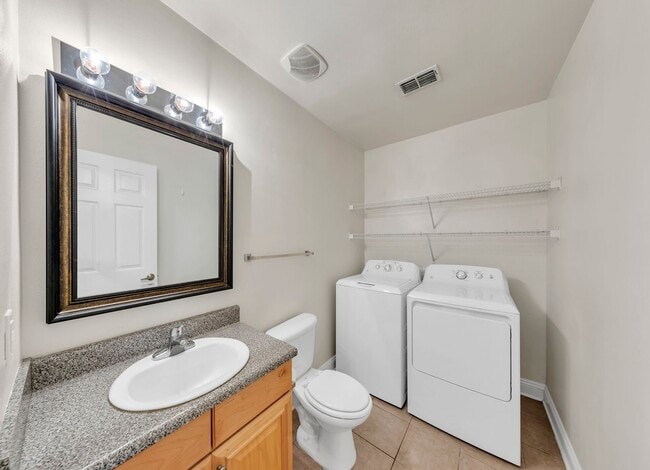 Foto del edificio - MOVE IN SPECIAL...$150 off your first mont...
