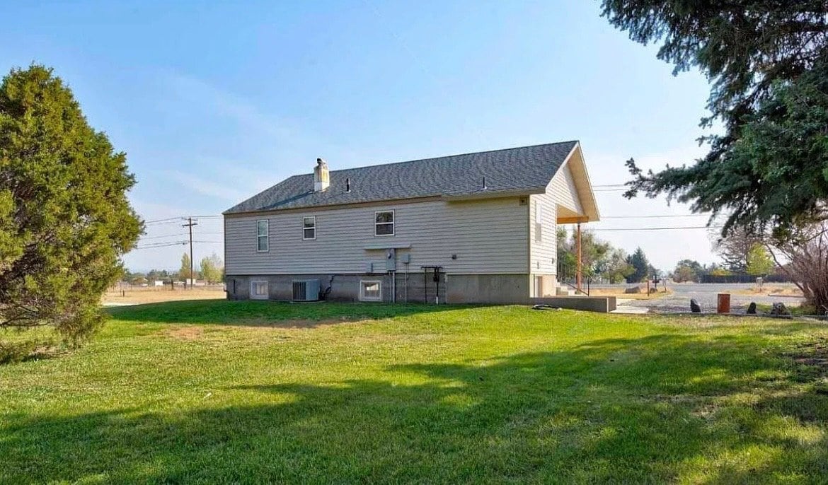 Building Photo - 5104 N Montana Ave