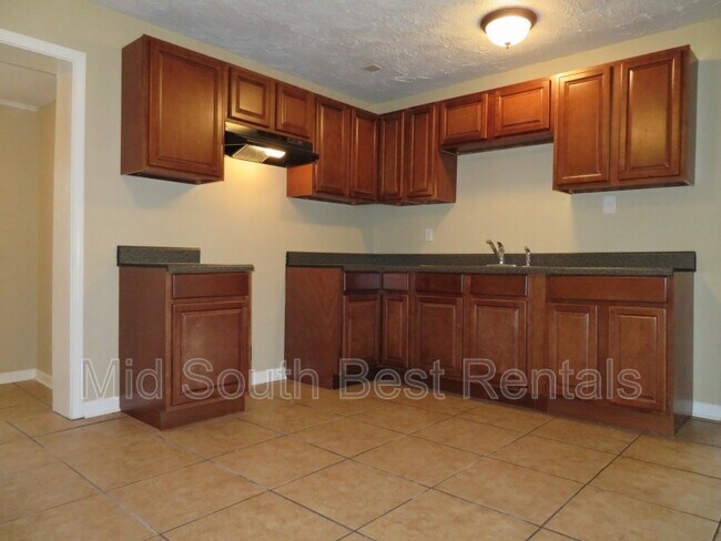 Building Photo - 1250 Frayser Blvd
