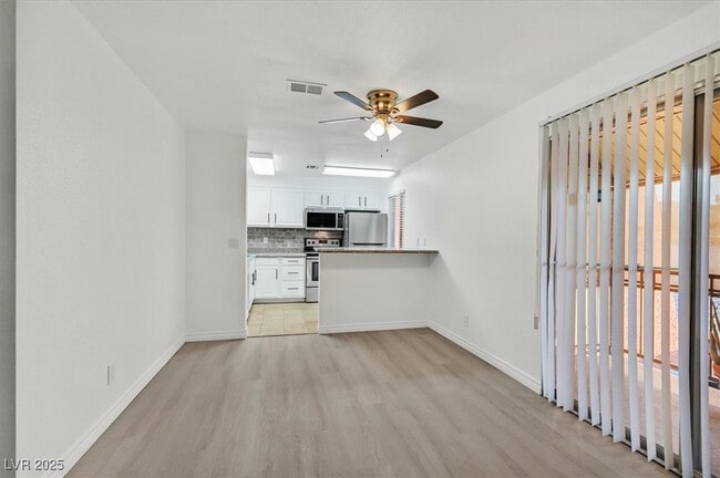 Foto del edificio - 5499 Indian River Dr