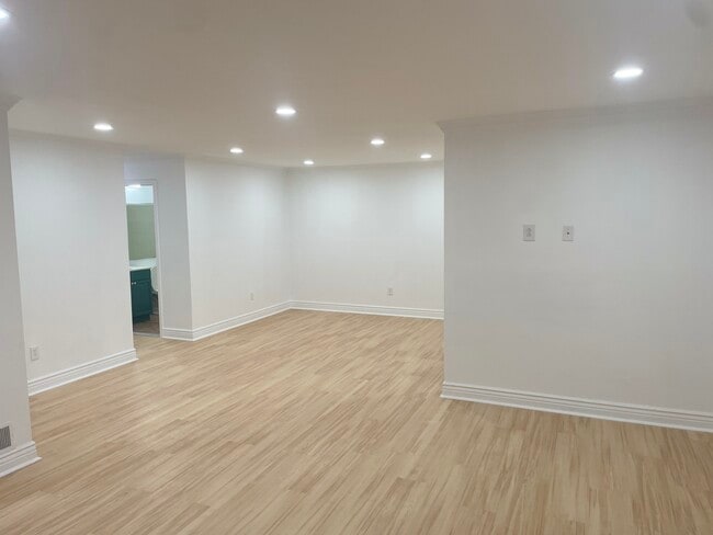 Área de comedor - 41 Walnut St