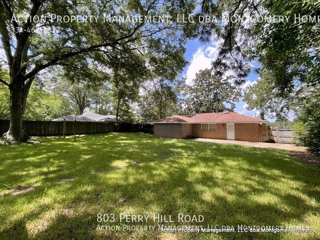 Foto del edificio - 803 Perry Hill Rd