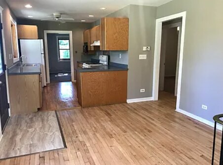 Building Photo - 5413 Summerville Ave