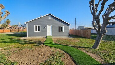 Building Photo - 2034 1st St