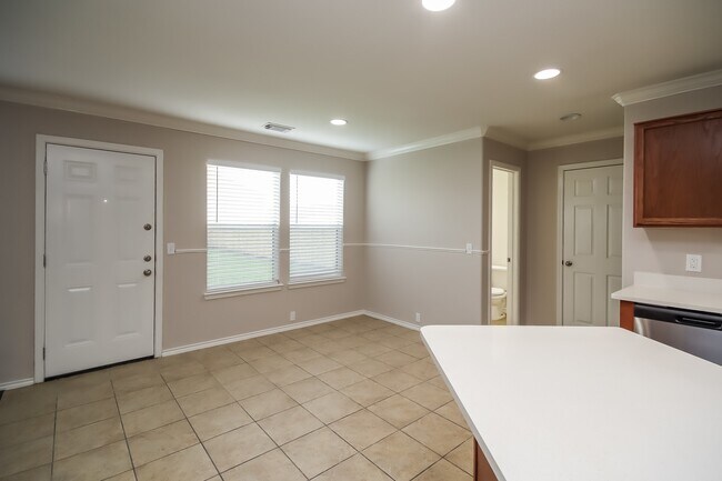 Building Photo - 2018 Greensford Ct