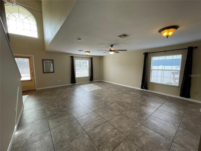 Building Photo - 307 Anchovie Ct