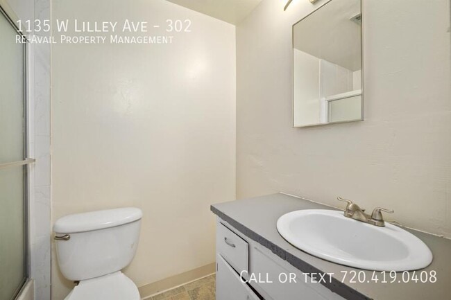 Building Photo - 1135 W Lilley Ave