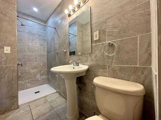 Foto del edificio - 318 N 27th Ave
