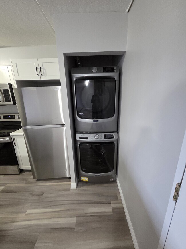 Photo du bâtiment - 251 Erb St. W