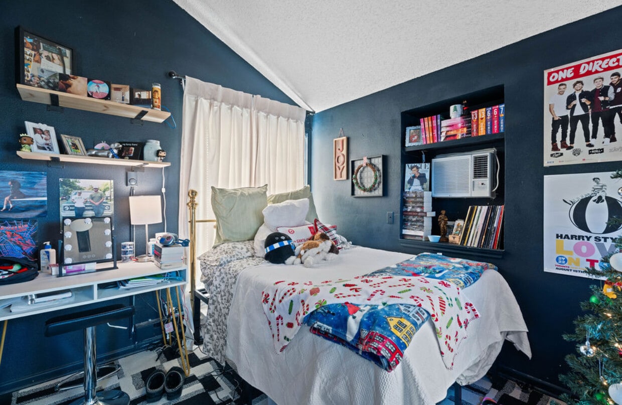 Building Photo - 3403 20th St