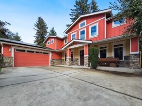 Building Photo - 6916 125th Ave NE